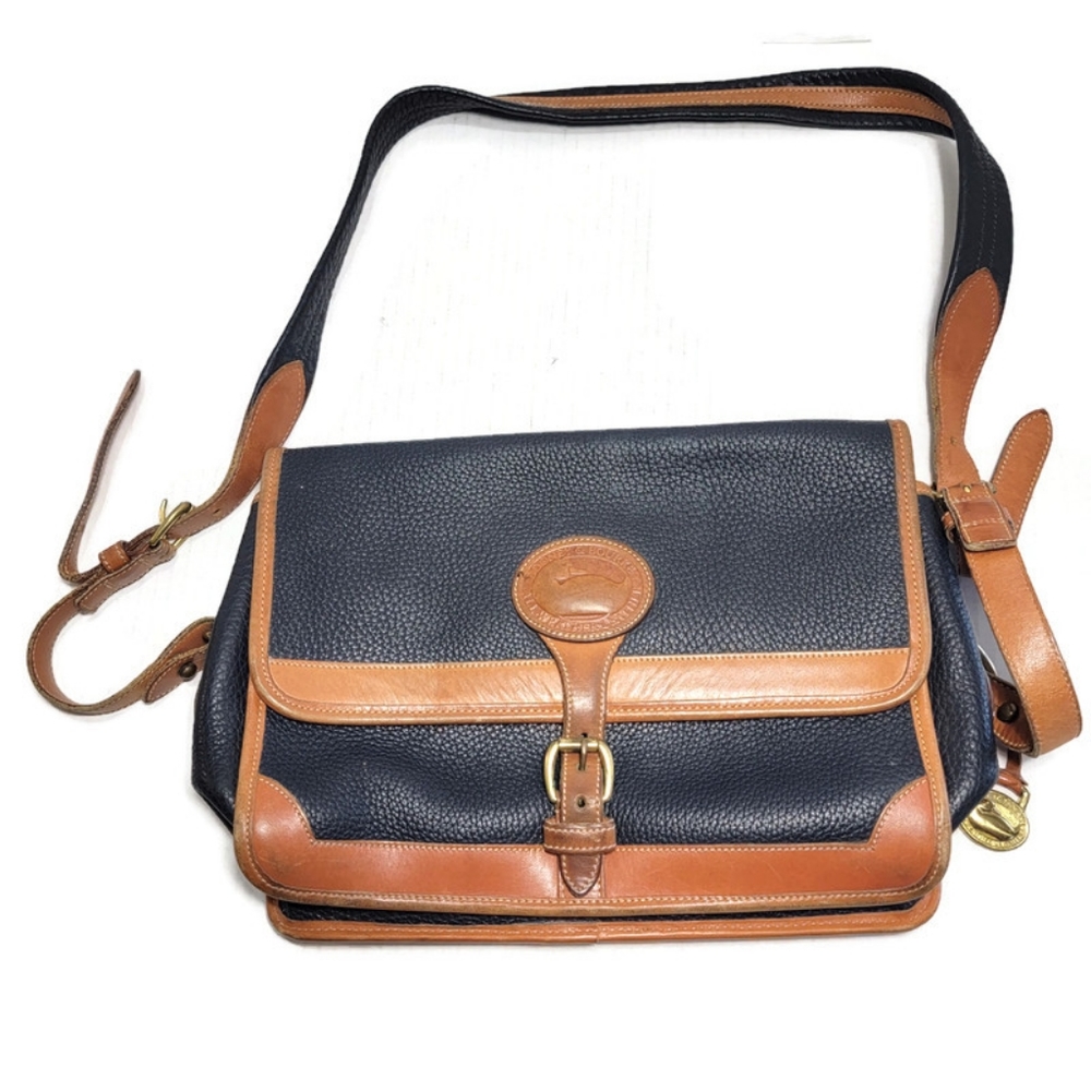 Vintage Dooney & Bourke Shoulder Bag Purse Crossbody All Weather Leather